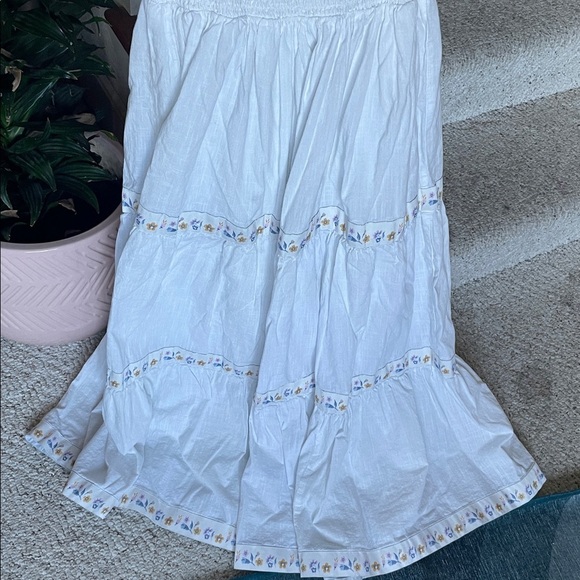 Rachel Zoe Cottage Core White Puff Sleeve Maxi Dress - Picture 7 of 12